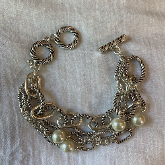Premier Designs Multi Chains Faux‎ Pearls Bracelet - Picture 1 of 5
